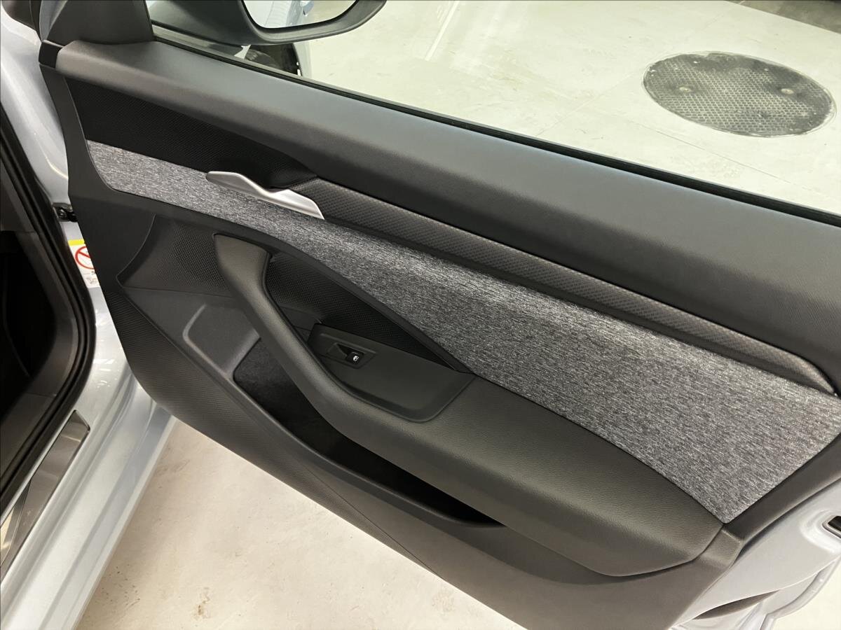 Škoda Superb Kombi 2,0 l 110 kw