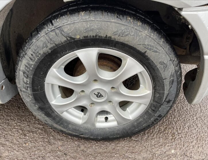 Suzuki Grand Vitara 25