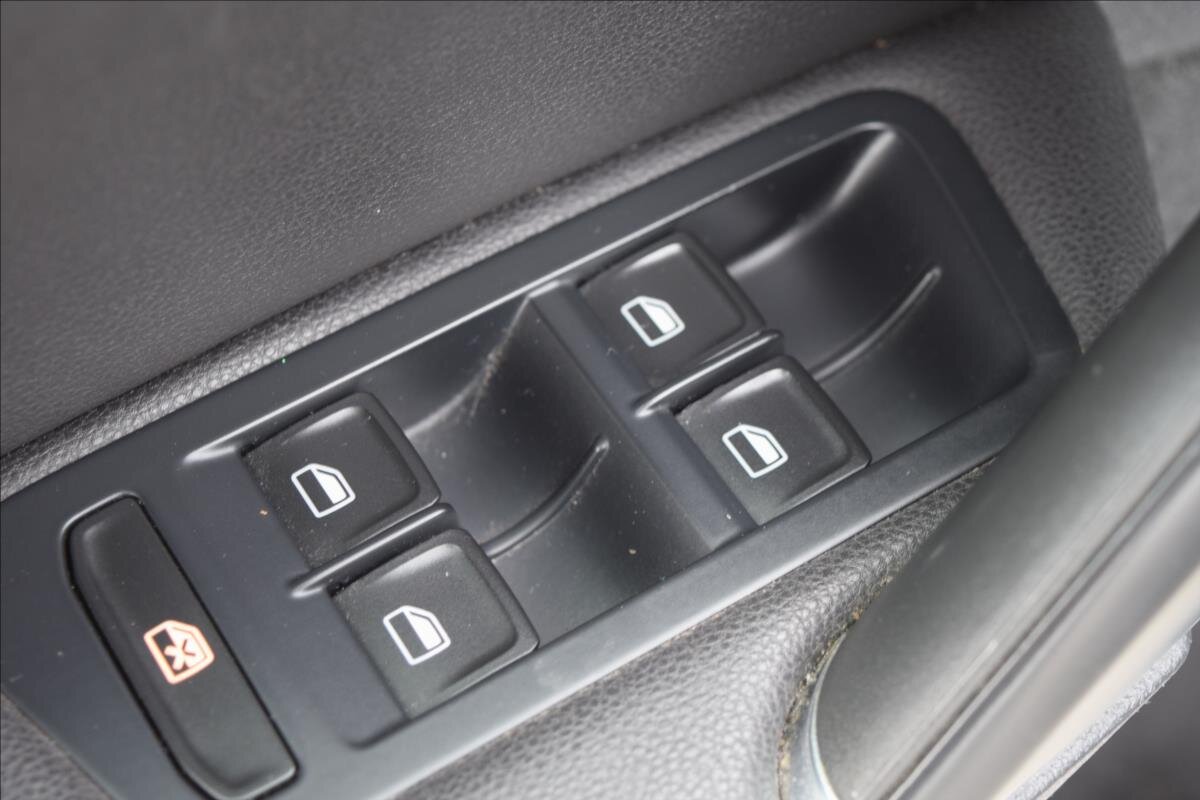 Volkswagen Golf Kombi 1,4 l 90 kw