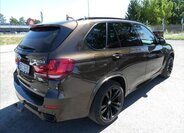 BMW X5 SUV 3,0 l 280 kw