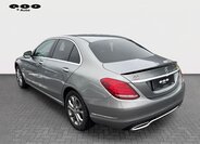 Mercedes-Benz Třídy C Sedan 2,1 l 150 kw