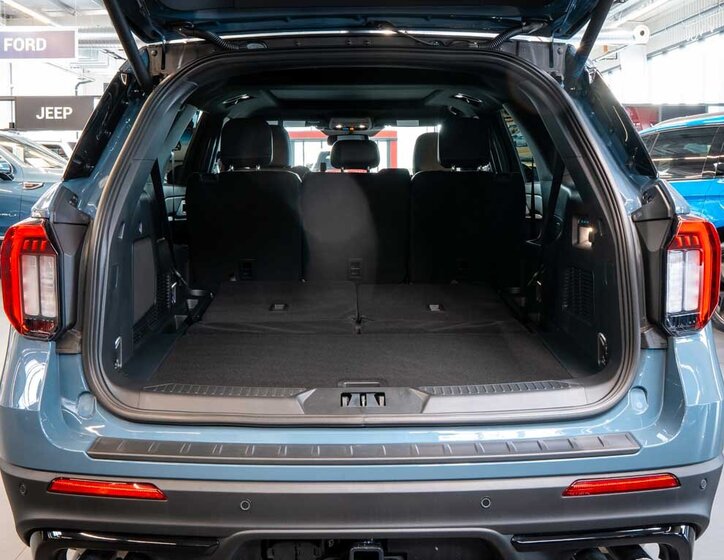 Ford Explorer SUV / Terénní 3,0 l 298 kw