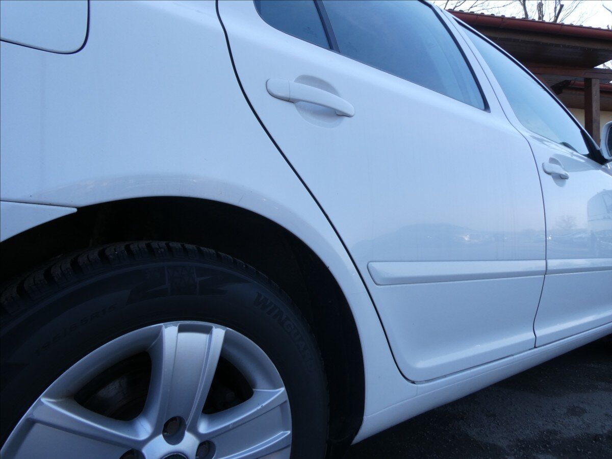 Škoda Octavia Kombi 1,6 l 77 kw