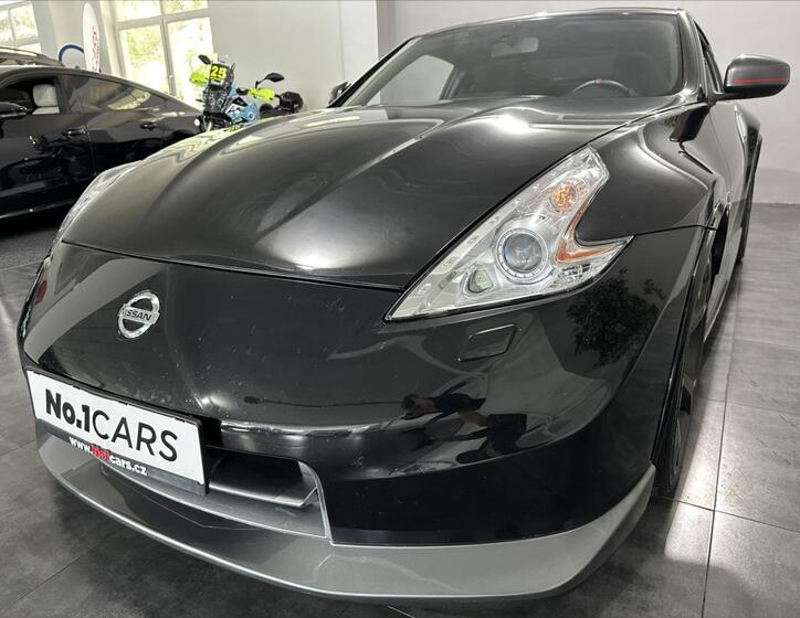 Nissan 370 Z 27