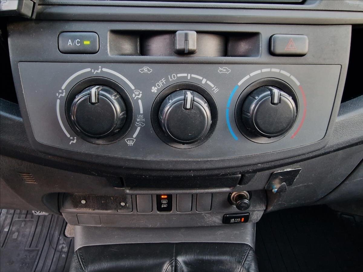 Toyota Hilux Pick-up 2,5 l 106 kw