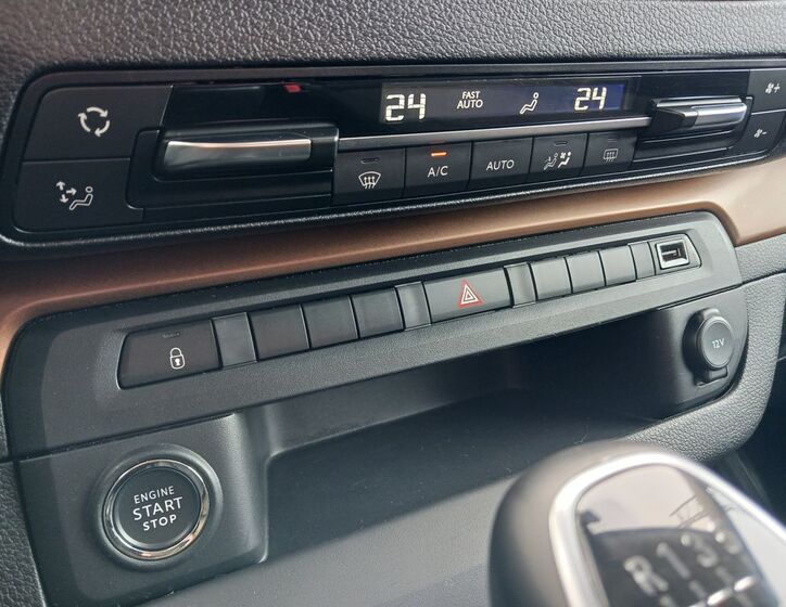 Toyota ProAce Verso 24