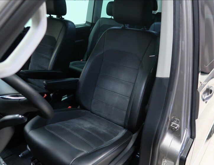 Volkswagen Multivan VAN / Minibus 2,0 l 150 kw