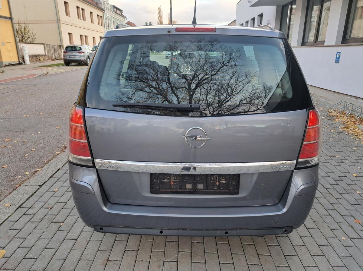 Opel Zafira MPV 1,9 l 88 kw