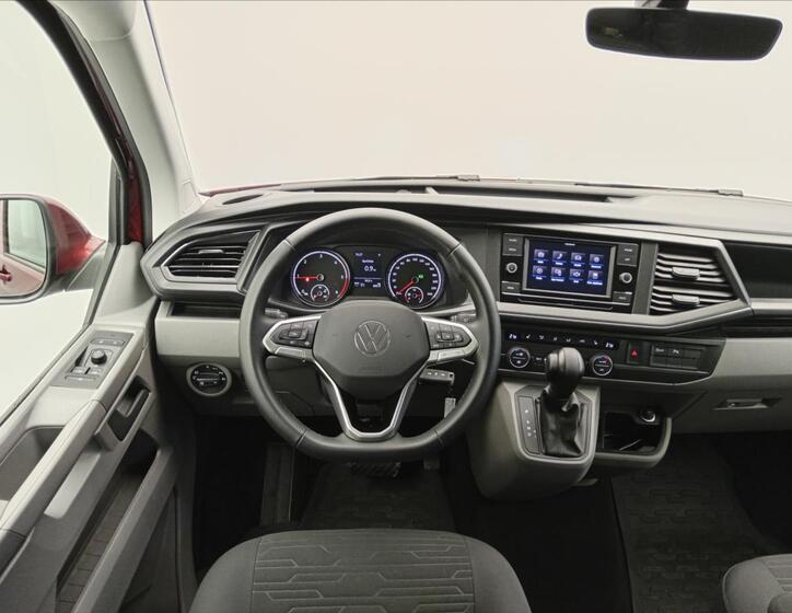 Volkswagen Caravelle 8