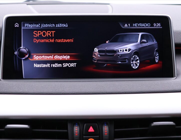 BMW X5 SUV 3,0 l 230 kw