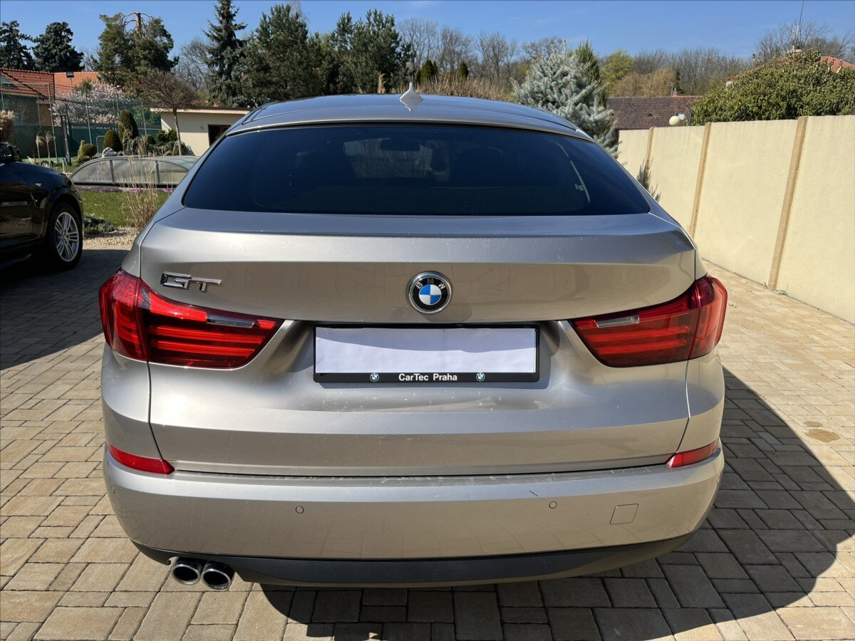 BMW Řada 5 Sedan / Limuzína 3,0 l 190 kw