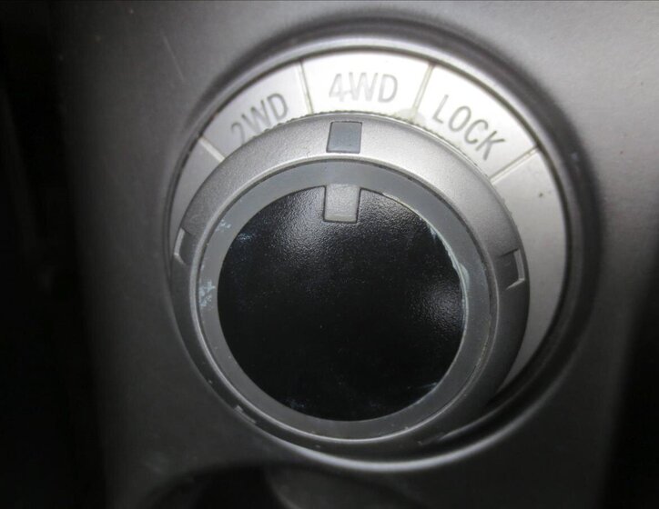 Mitsubishi Outlander SUV / Terénní 2,4 l 125 kw