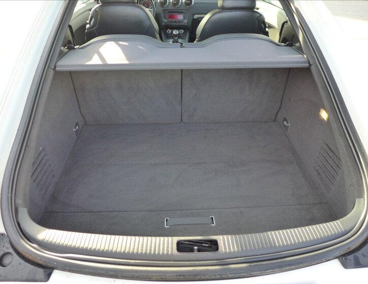 Audi TT Kupé 1,8 l 118 kw