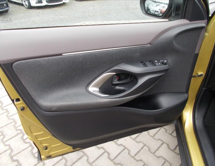 Toyota Yaris Cross 31