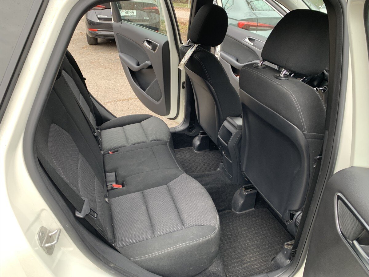 Mercedes-Benz Třídy B Hatchback 1,6 l 90 kw