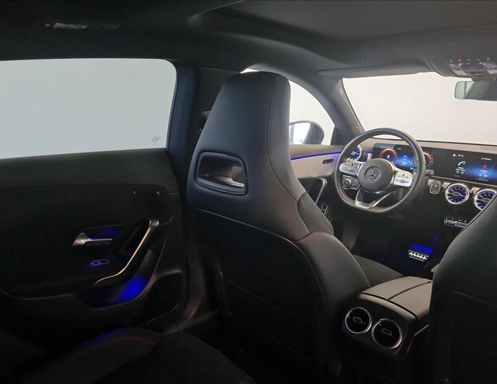 Mercedes-Benz CLA 20