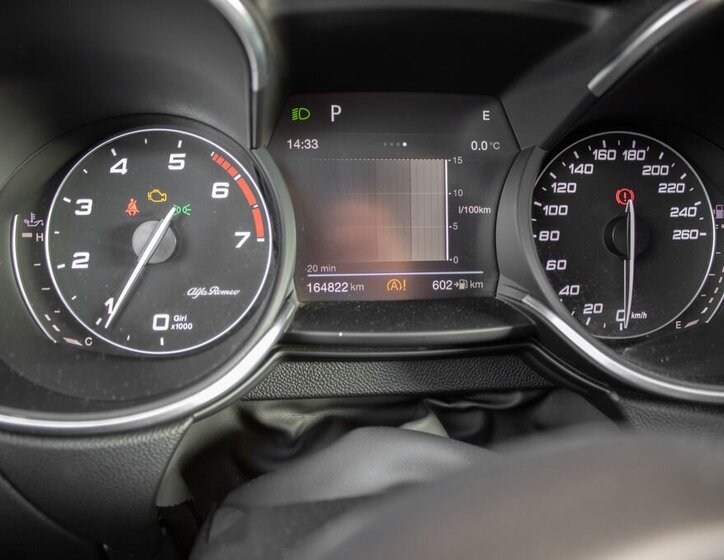 Alfa Romeo Stelvio SUV 2,0 l 206 kw