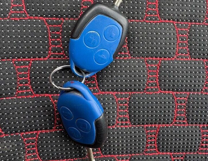 Ford Transit Kombi 2,4 l 103 kw