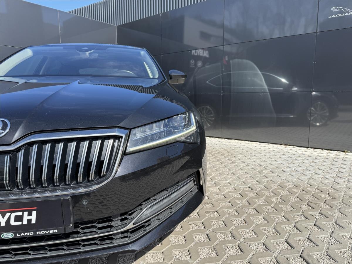Škoda Superb Liftback 2,0 l 200 kw