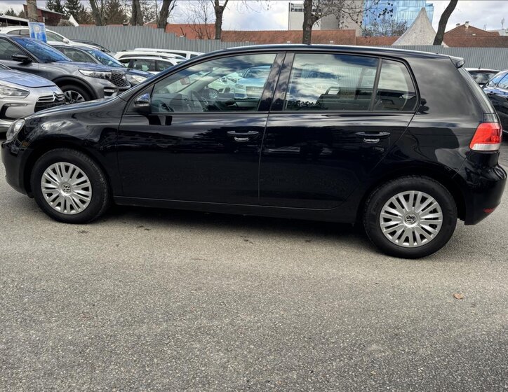 Volkswagen Golf Hatchback 1,6 l 77 kw