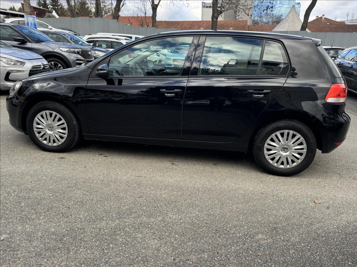 Volkswagen Golf Hatchback 1,6 l 77 kw