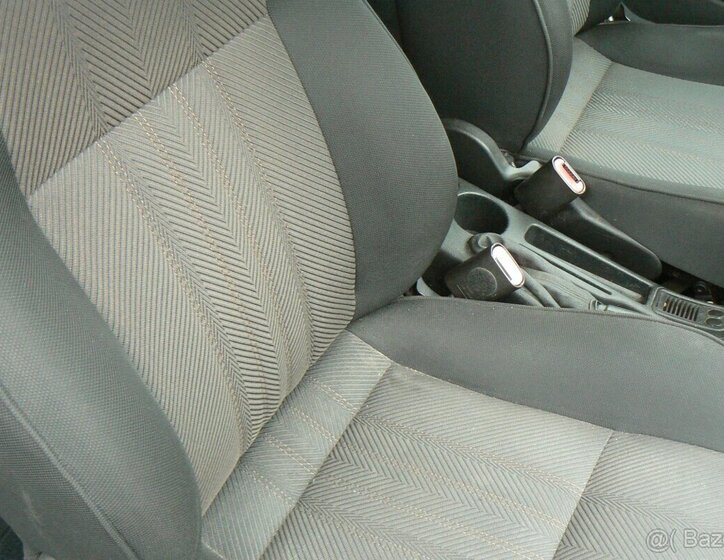 Alfa Romeo 147 Hatchback 1,6 l 77 kw