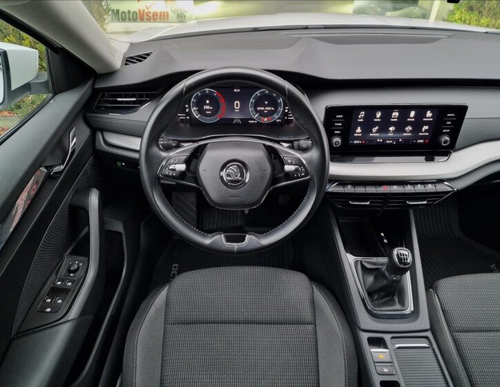 Škoda Octavia 12