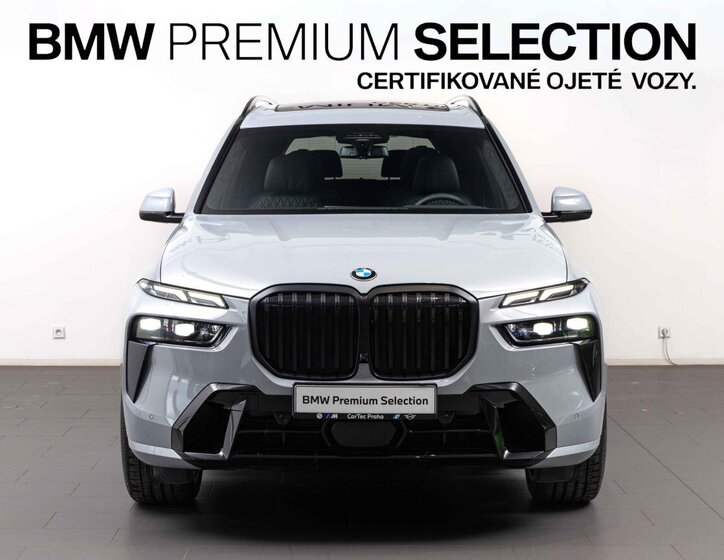 BMW X7 SUV / Terénní 3,0 l 280 kw