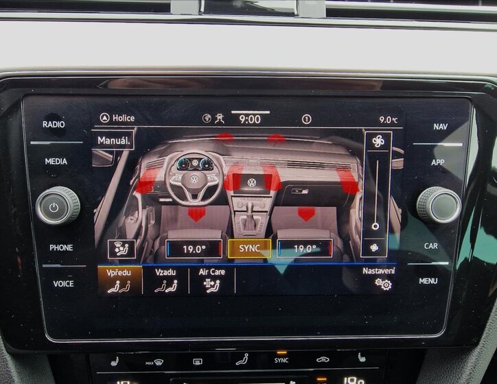 Volkswagen Passat Sedan / Limuzína 2,0 l 147 kw