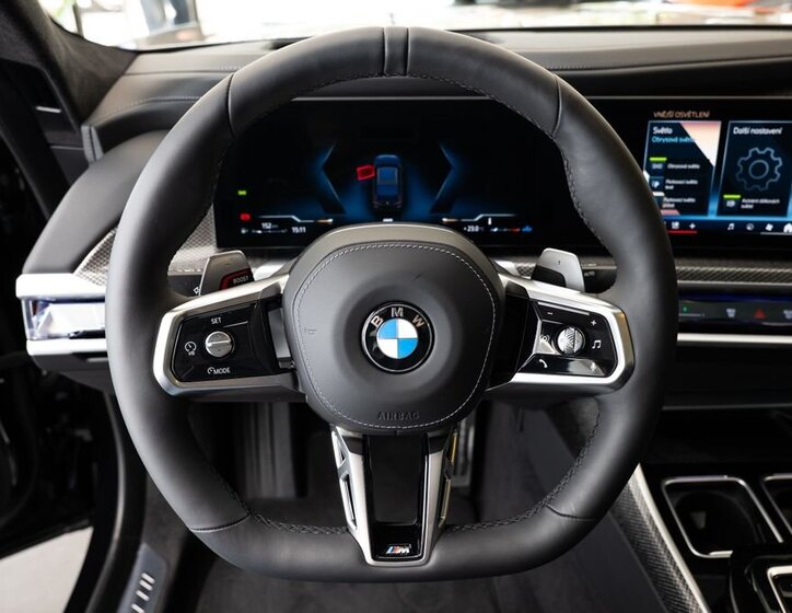 BMW Řada 7 Sedan / Limuzína 3,0 l 220 kw