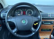 Škoda Superb 8