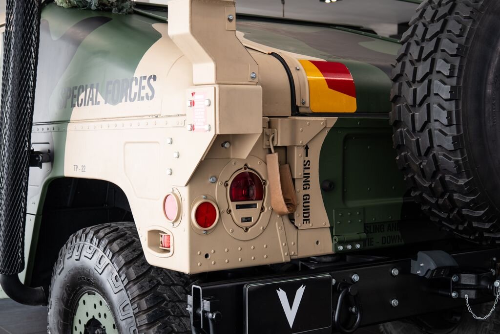 Hummer H1 SUV / Terénní 6,2 l 110 kw