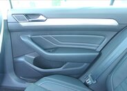 Volkswagen Passat Sedan / Limuzína 2,0 l 110 kw