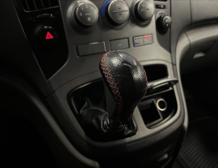 Hyundai H 1 MPV 2,5 l 125 kw