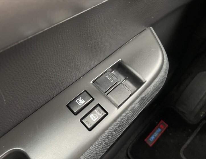 Suzuki Swift Hatchback 1,3 l 67 kw