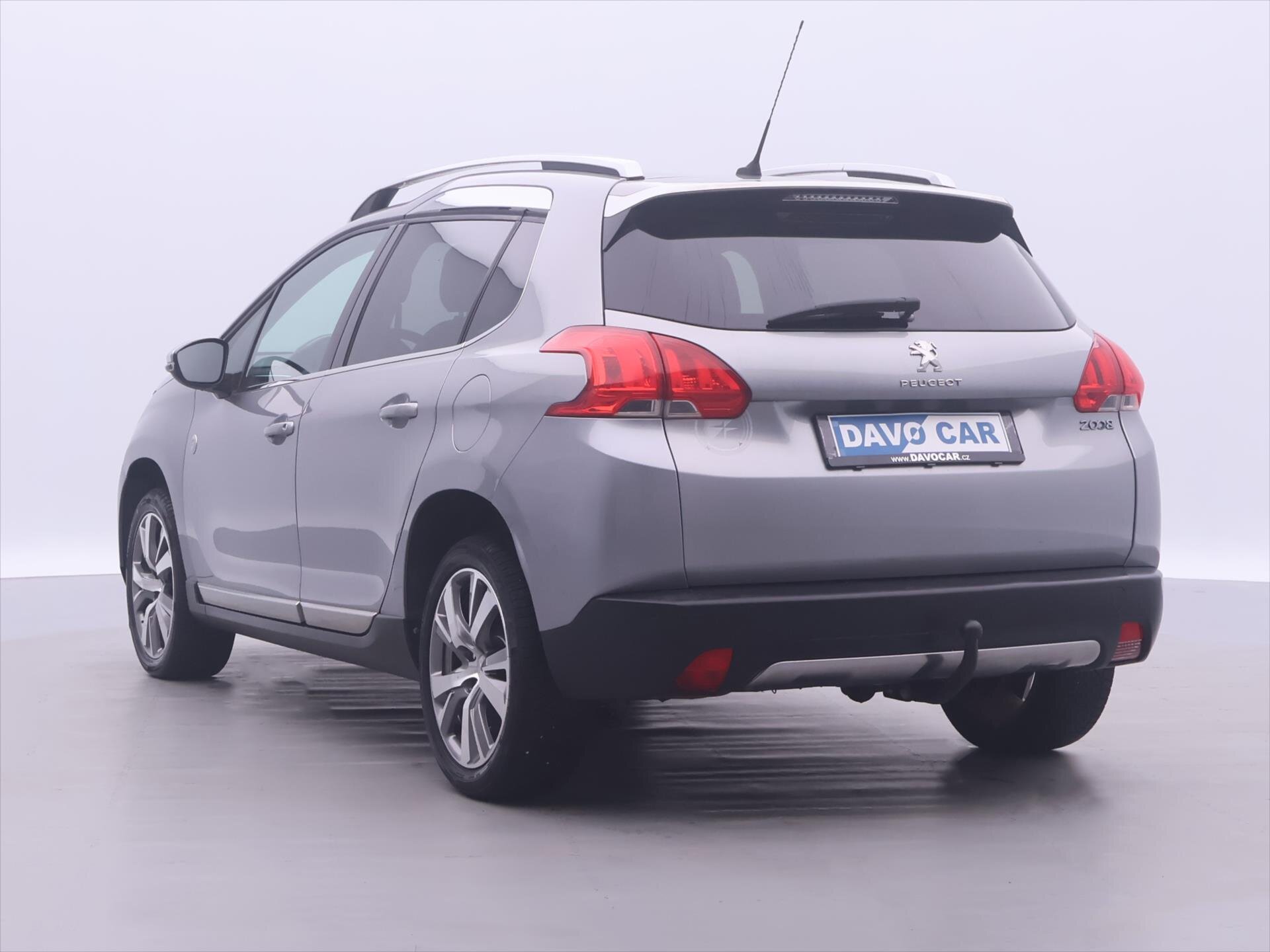 Peugeot 2008 SUV / Terénní 1,2 l 81 kw