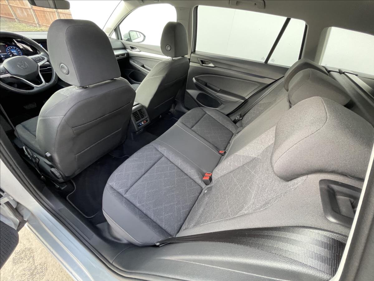 Volkswagen Golf Kombi 1,5 l 110 kw