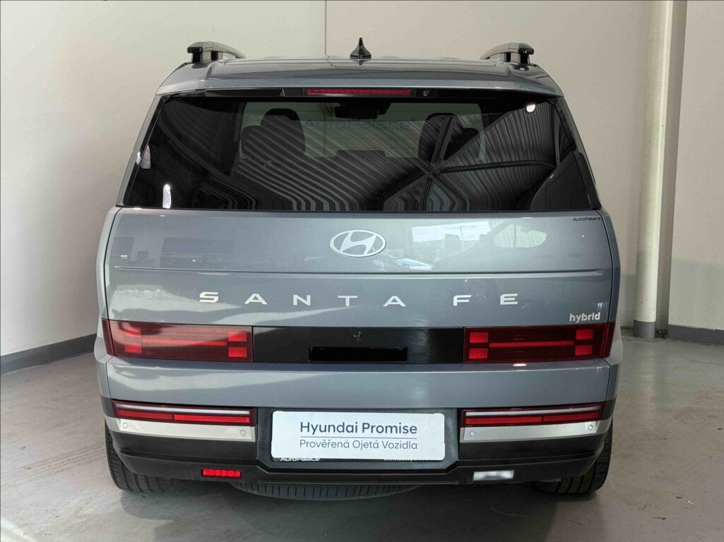 Hyundai Santa Fe SUV 1,6 l 158 kw