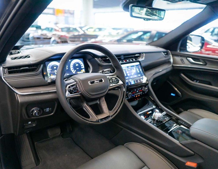 Jeep Grand Cherokee 15