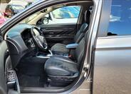 Mitsubishi Outlander 9