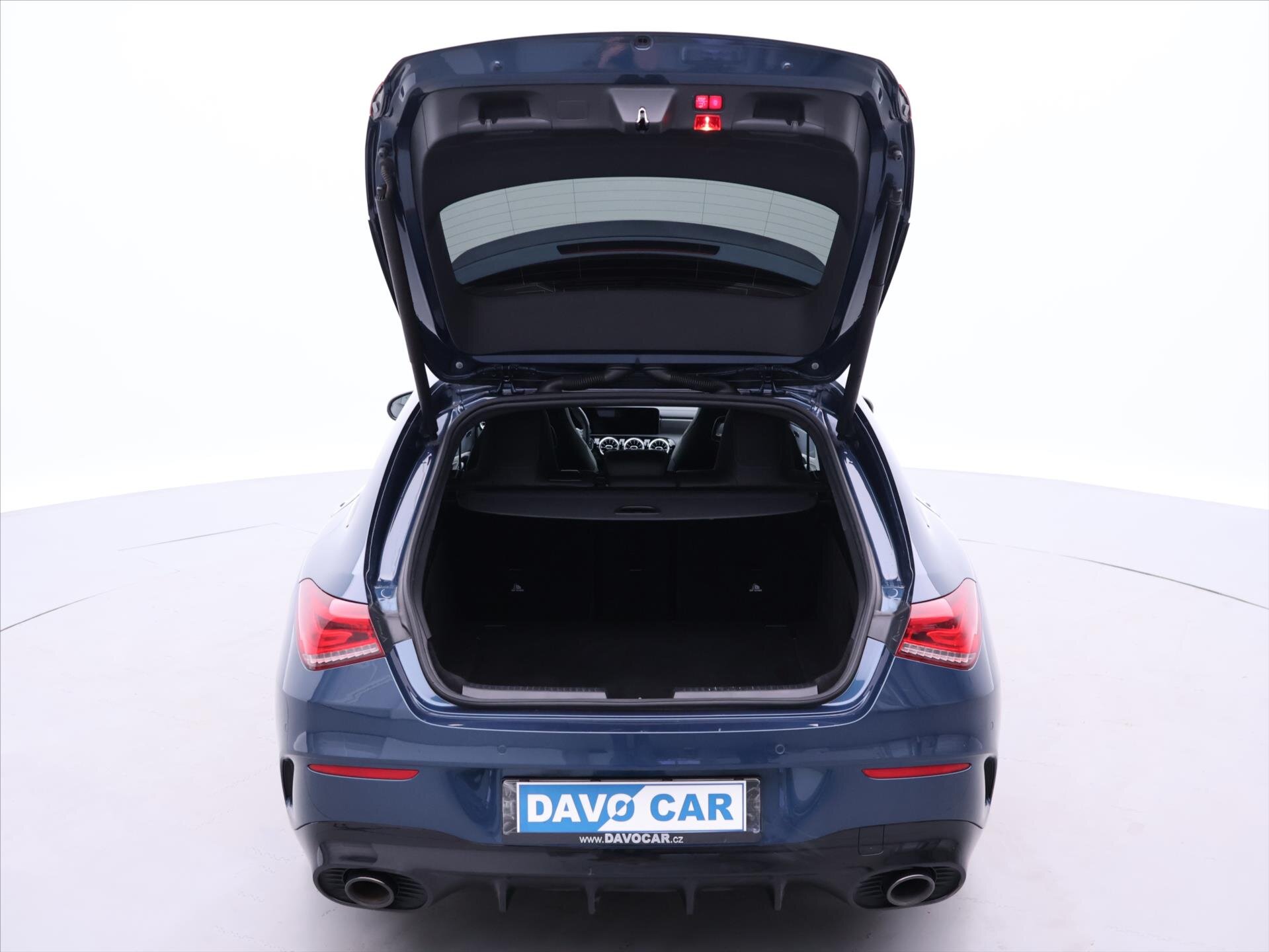 Mercedes-Benz CLA Kombi 2,0 l 225 kw