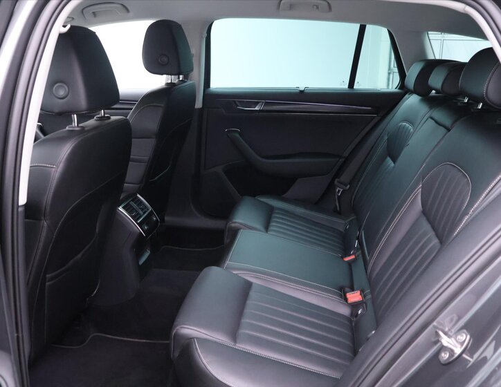 Škoda Superb Kombi 2,0 l 147 kw