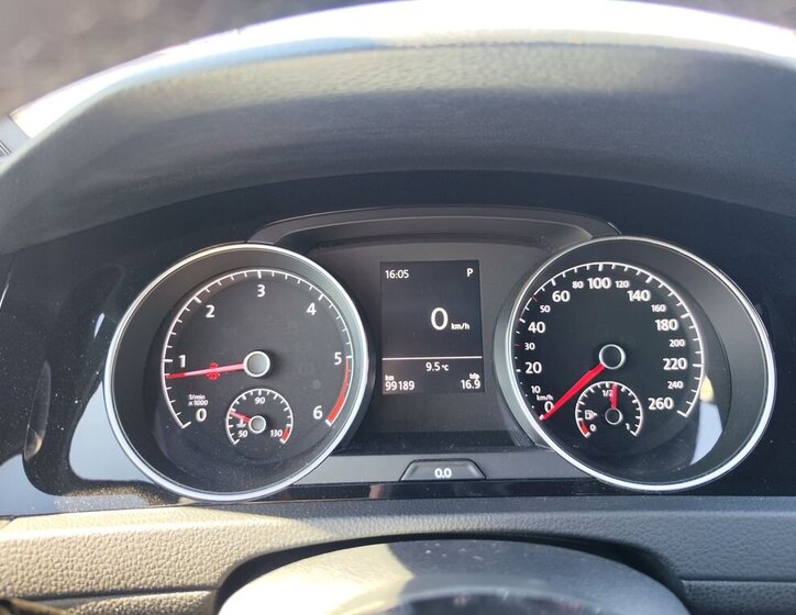 Volkswagen Golf Hatchback 1,6 l 85 kw