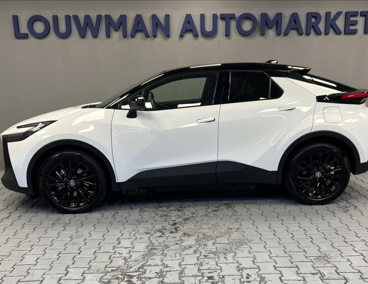 Toyota C-HR Hatchback 2,0 l 111 kw