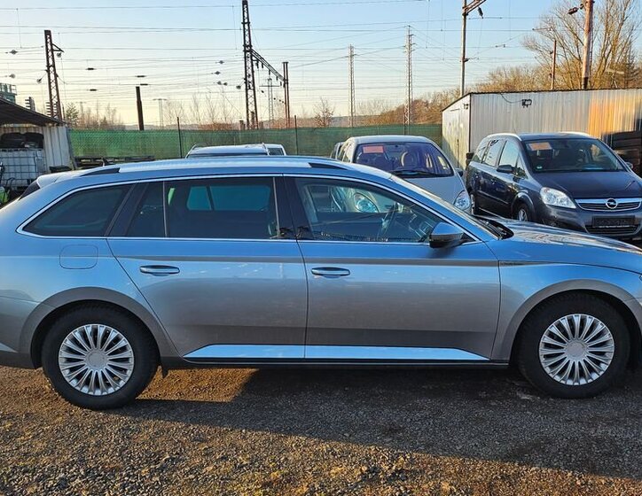 Škoda Superb Kombi 2,0 l 140 kw