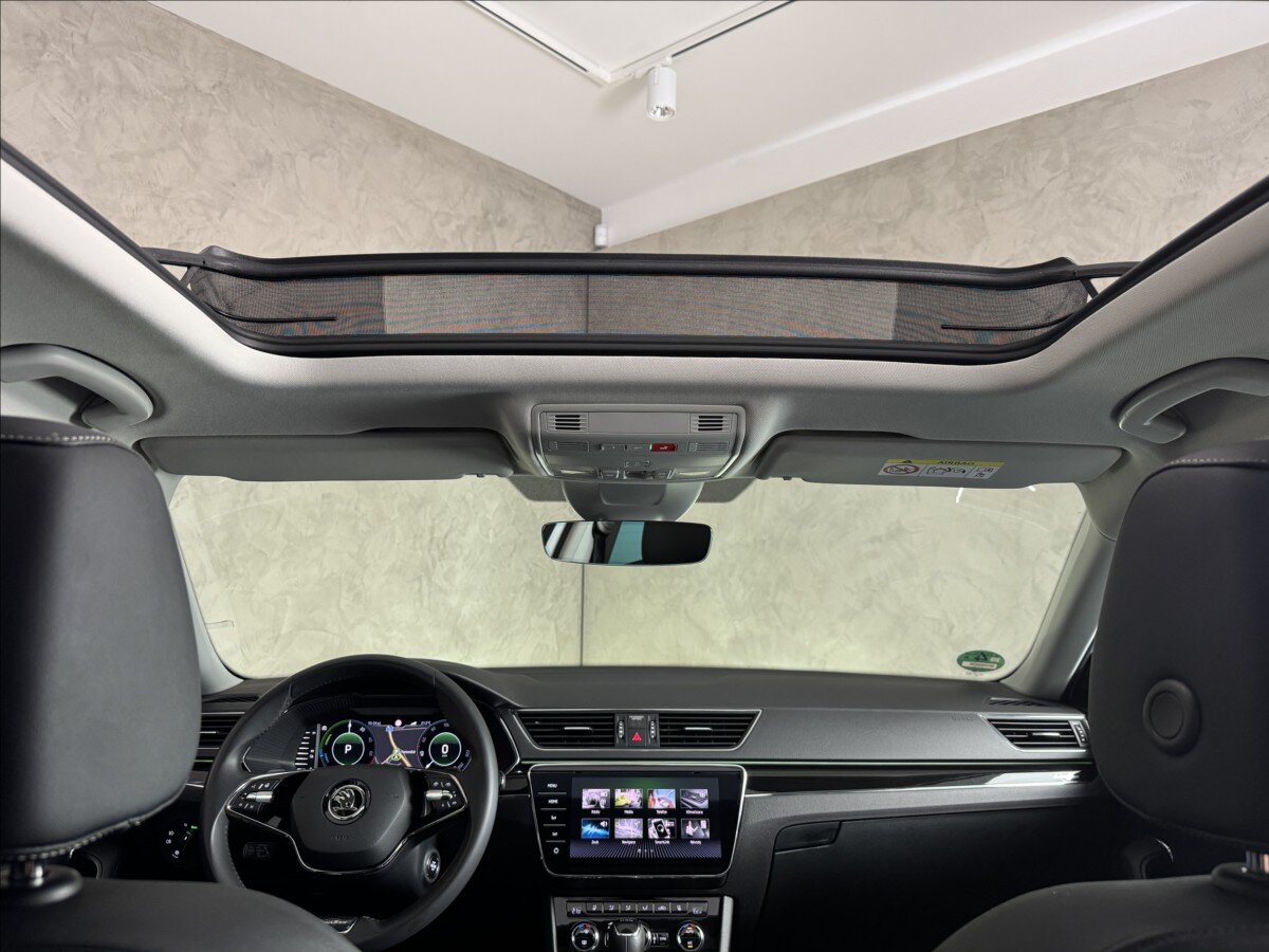 Škoda Superb Kombi 1,4 l 160 kw