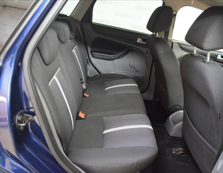 Ford Focus Kombi 1,6 l 74 kw