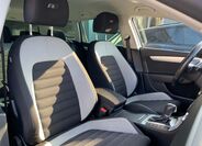 Volkswagen Passat 22