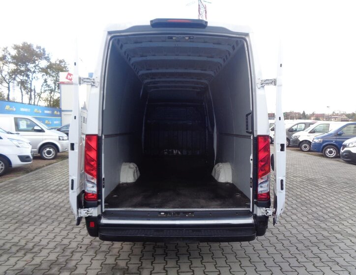 Iveco Daily Ostatní 2,3 l 100 kw