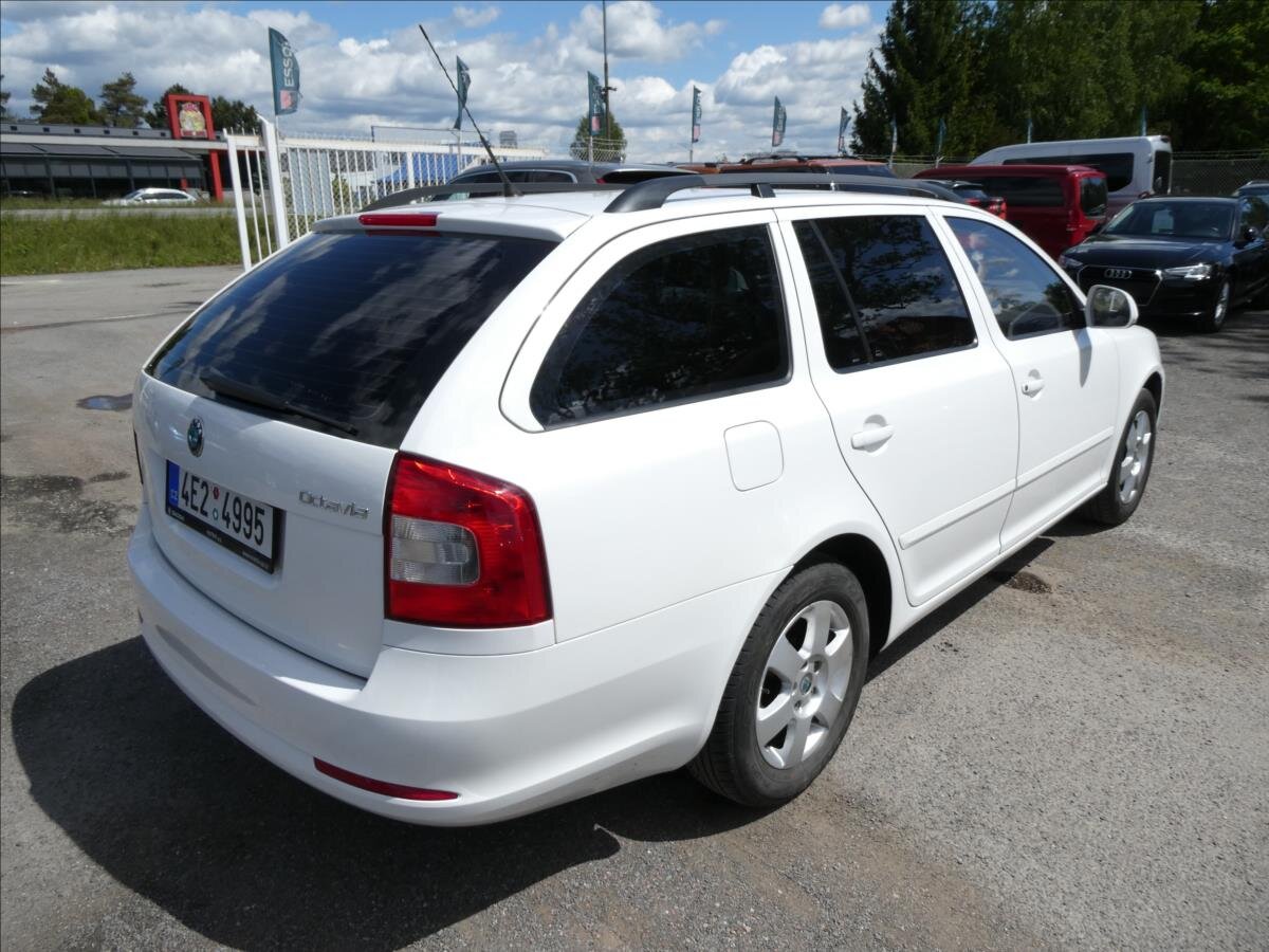 Škoda Octavia Kombi 1,2 l 77 kw